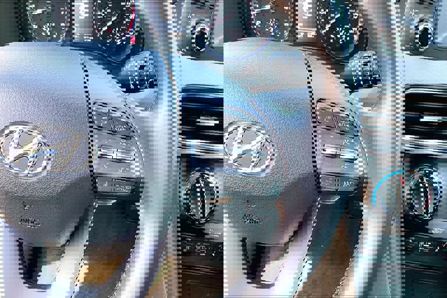 Used 2020 Hyundai Kona SEL Plus image 46