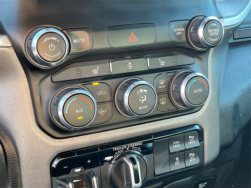 Used 2021 RAM 1500 Big Horn image 15