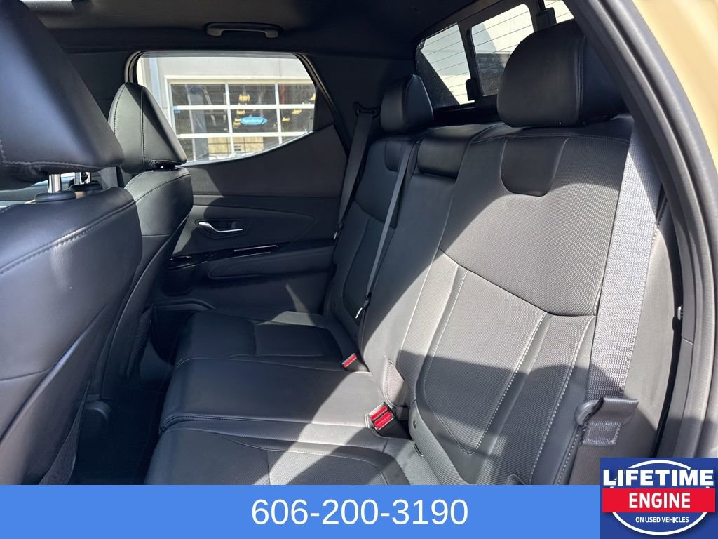 Used 2023 Hyundai Santa Cruz Limited image 13