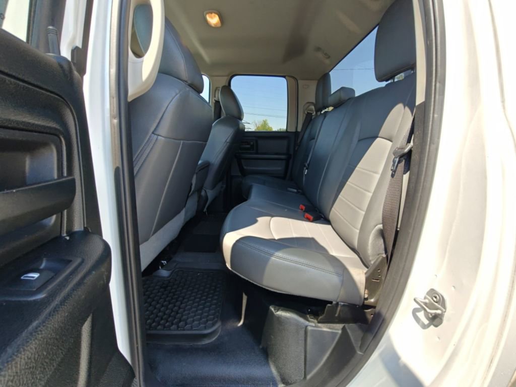 Used 2018 RAM 1500 ST RWD image 22