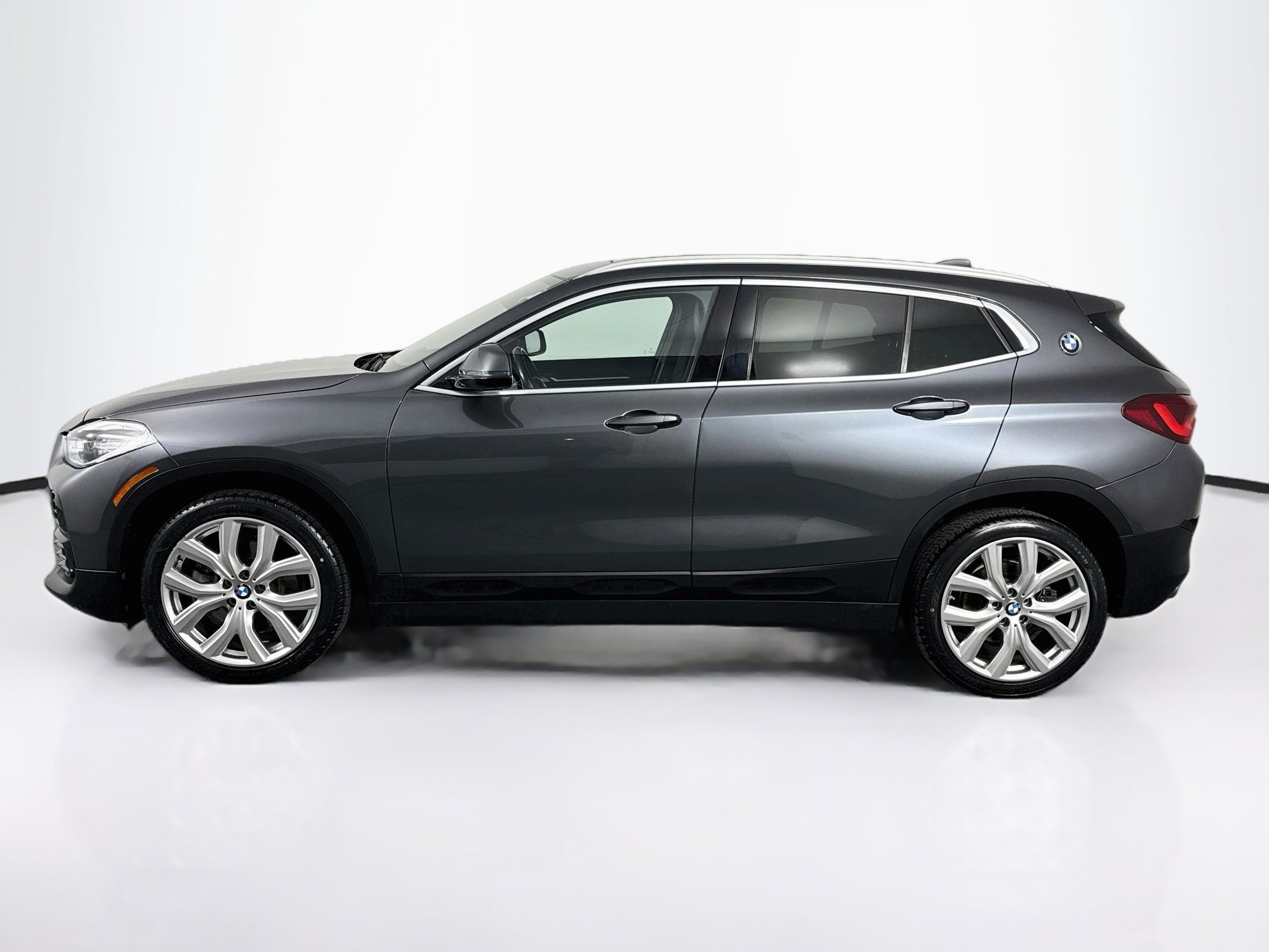 Used 2021 BMW X2 xDrive28i w/ Convenience Package AWD/4WD image 11