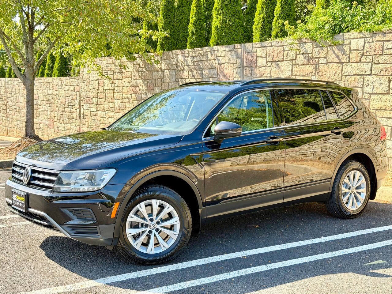 Used 2019 Volkswagen Tiguan SE image 18