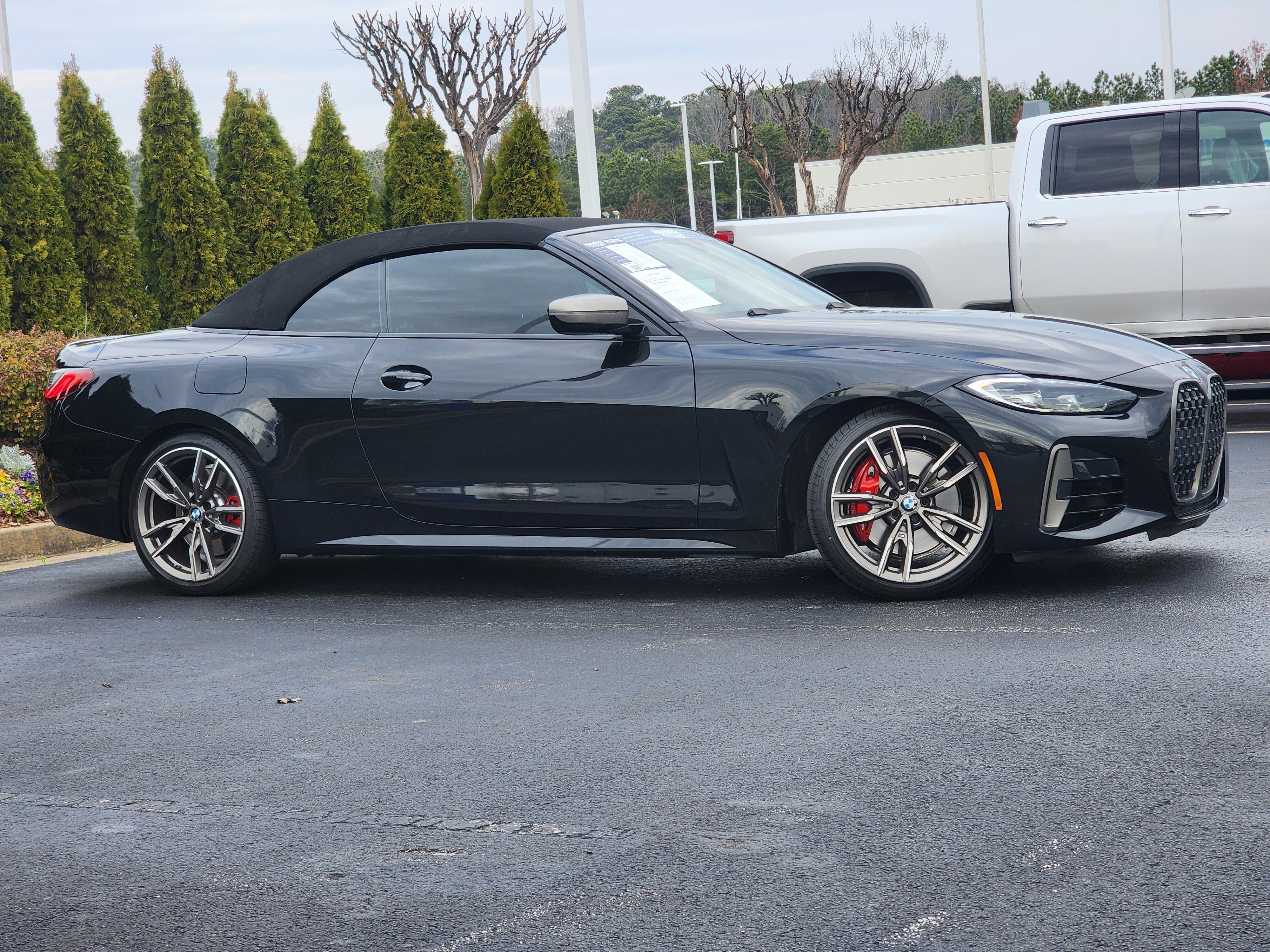 Used 2022 BMW M440i Convertible w/ Premium Package image 3