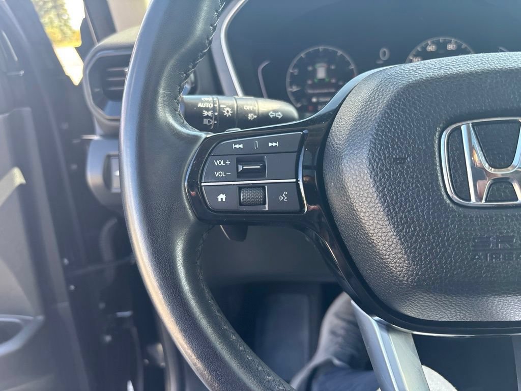 Used 2023 Honda Pilot Touring image 19