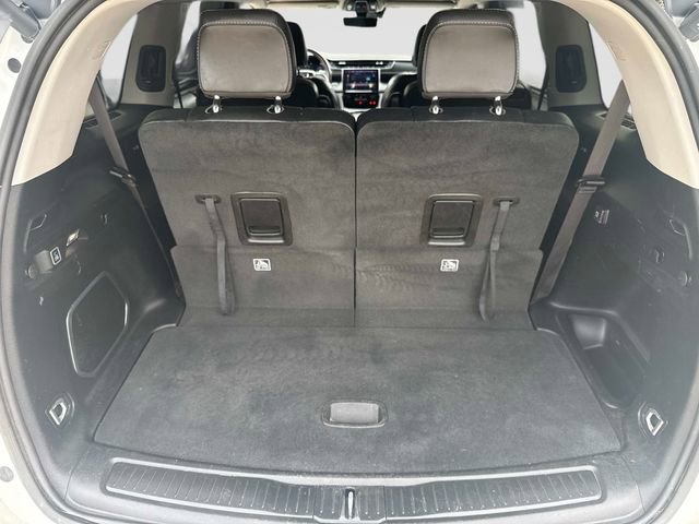 Used 2022 Jeep Grand Cherokee L Limited w/ Luxury Tech Group II AWD/4WD image 17