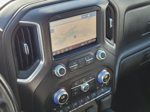 Used 2019 GMC Sierra 1500 AT4 w/ AT4 Premium Package AWD/4WD image 18