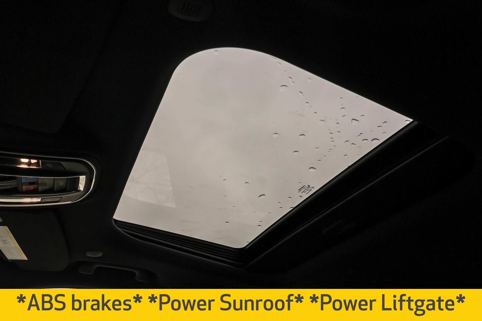 New 2025 Jeep Grand Cherokee Altitude image 7