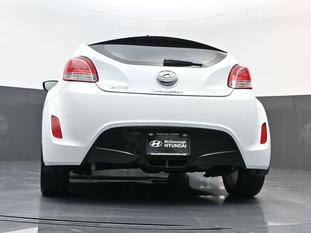Used 2013 Hyundai Veloster w/ Style Pkg image 29