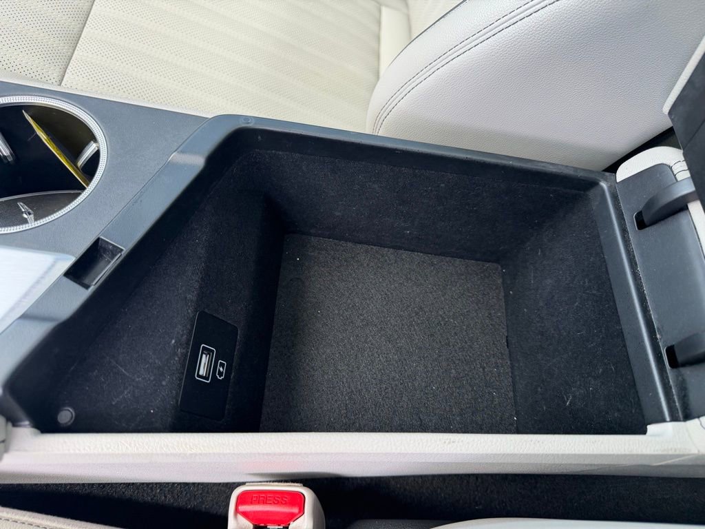 Used 2021 Genesis G70 2.0T w/ Elite Package image 25