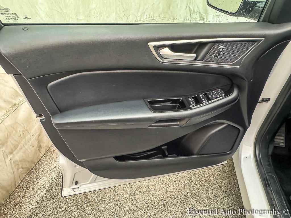 Certified 2018 Ford Edge SEL w/ Equipment Group 201A image 21