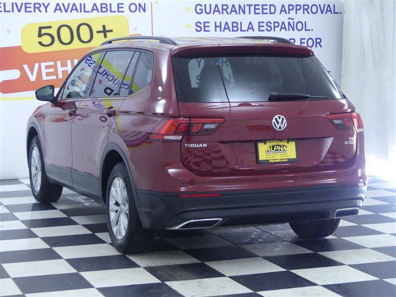 Used 2018 Volkswagen Tiguan S image 5