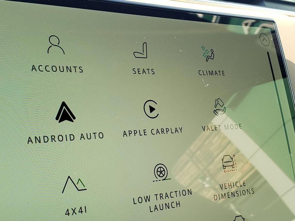 New 2026 Land Rover Range Rover SE image 24