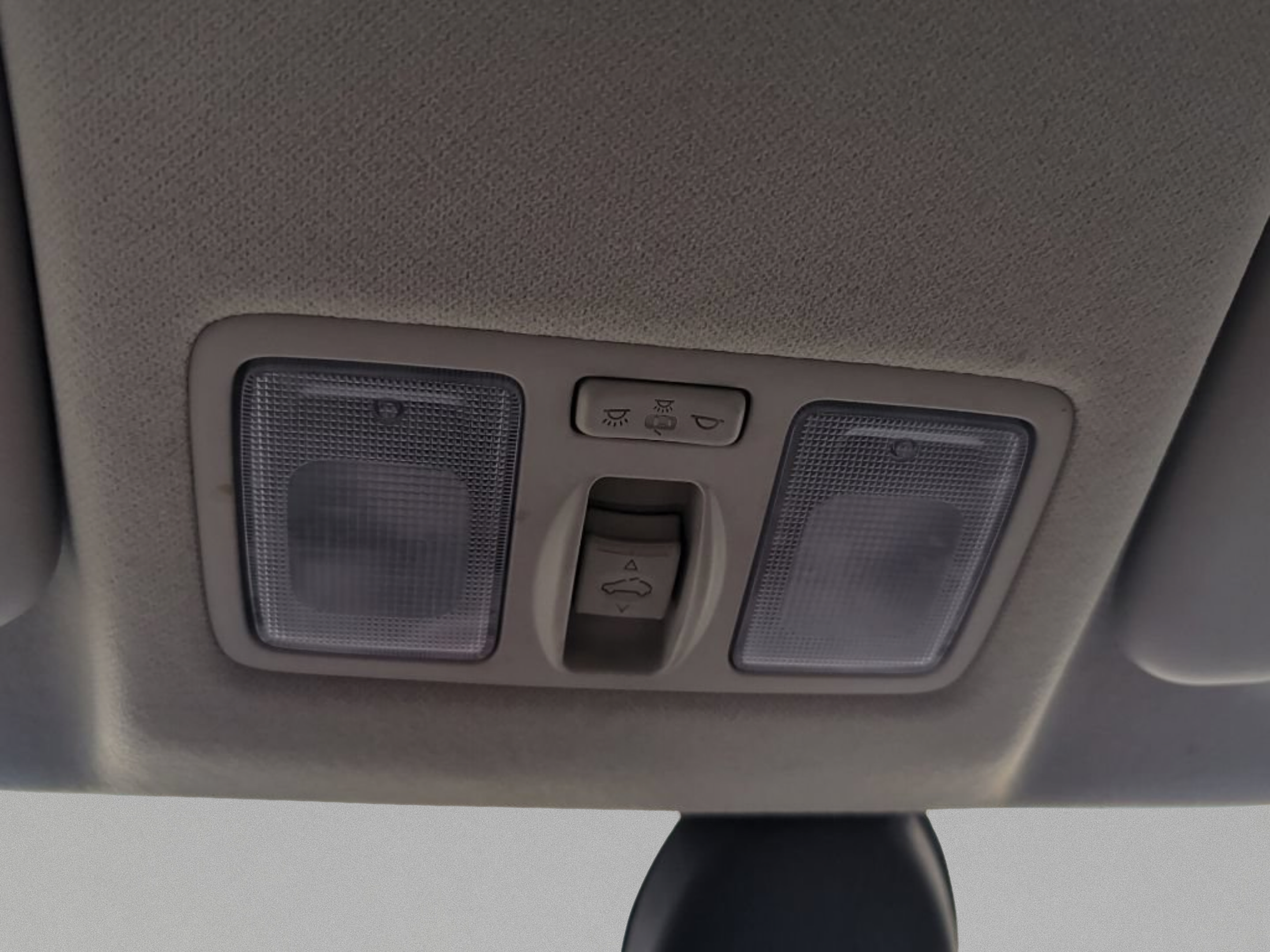 Used 2022 Hyundai Venue SEL FWD image 34