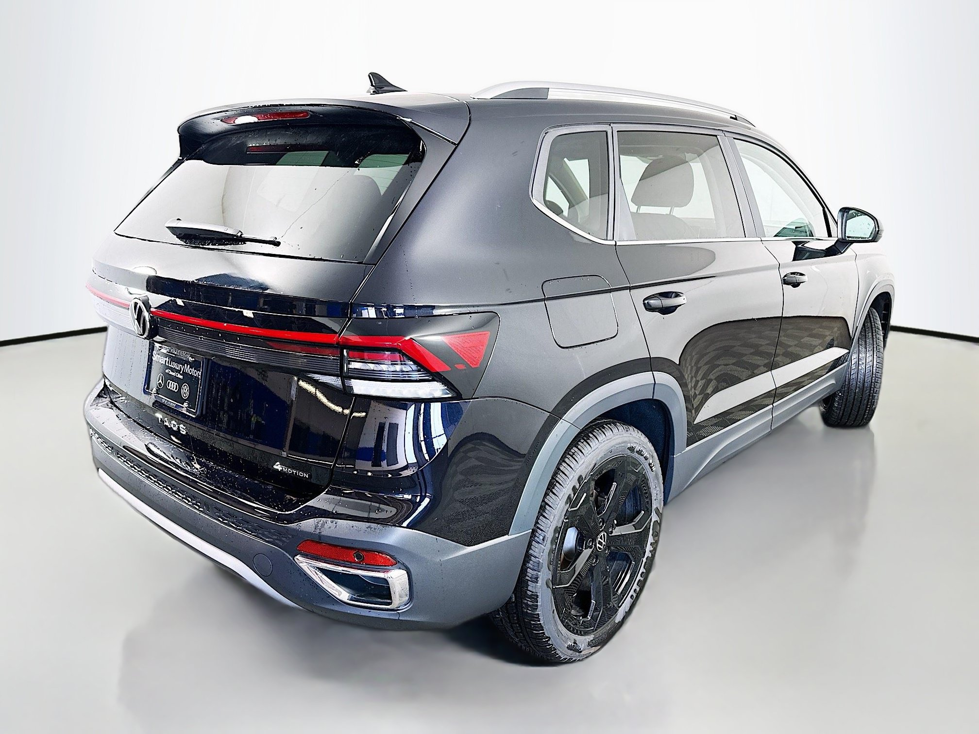 New 2026 Volkswagen Taos SEL AWD/4WD image 7