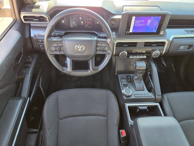 Used 2025 Toyota Tacoma SR5 AWD/4WD image 14