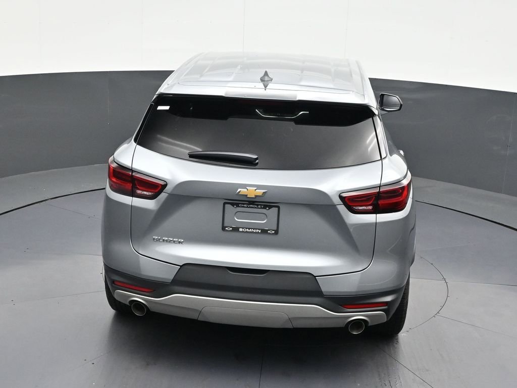 Used 2023 Chevrolet Blazer LT image 18