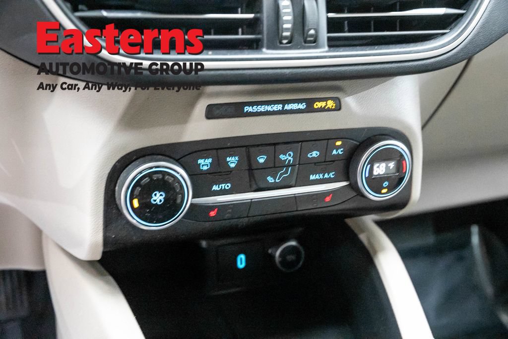 Used 2020 Ford Escape SE AWD/4WD image 20