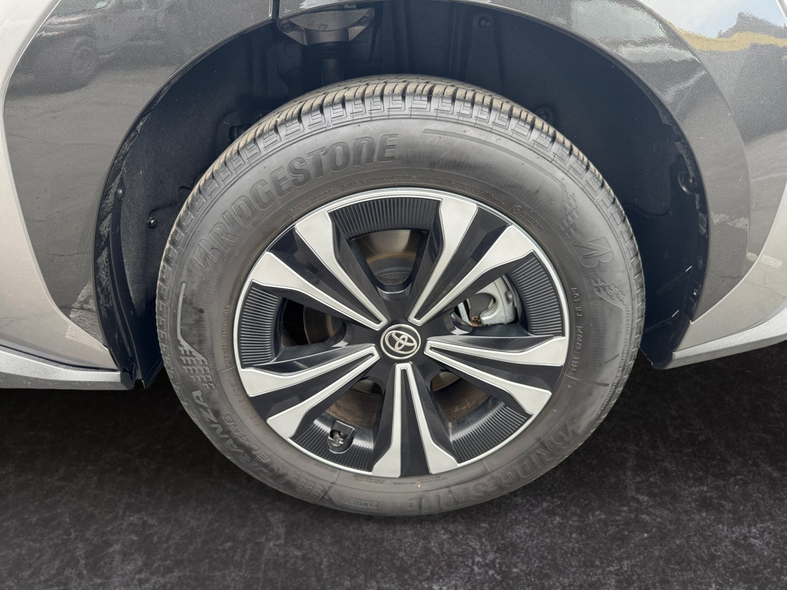 Used 2025 Toyota bZ4X FWD w/ Weather Package image 14