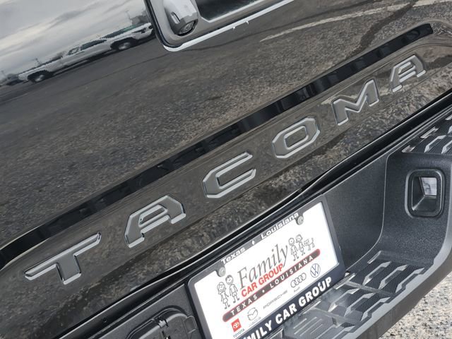 Certified 2023 Toyota Tacoma Limited w/ Nightshade Package image 9