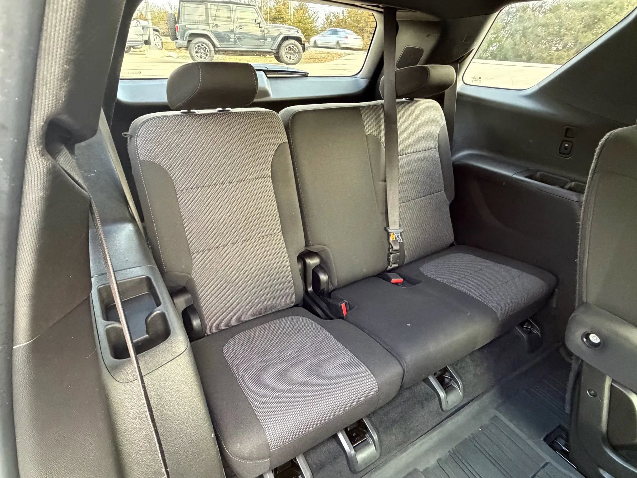 Used 2022 Chevrolet Traverse LT image 48