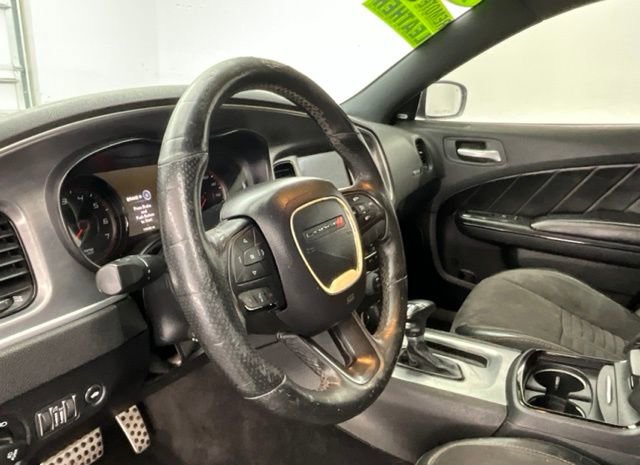 Used 2017 Dodge Charger R/T RWD image 16
