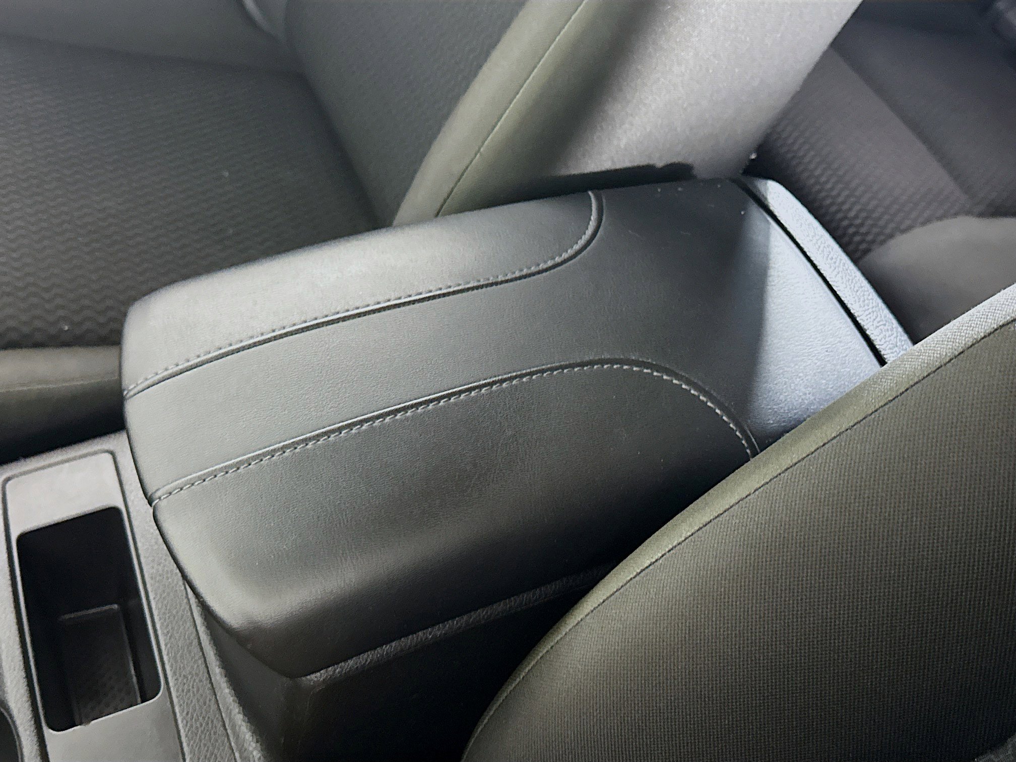 Used 2019 Nissan Rogue Sport S image 18