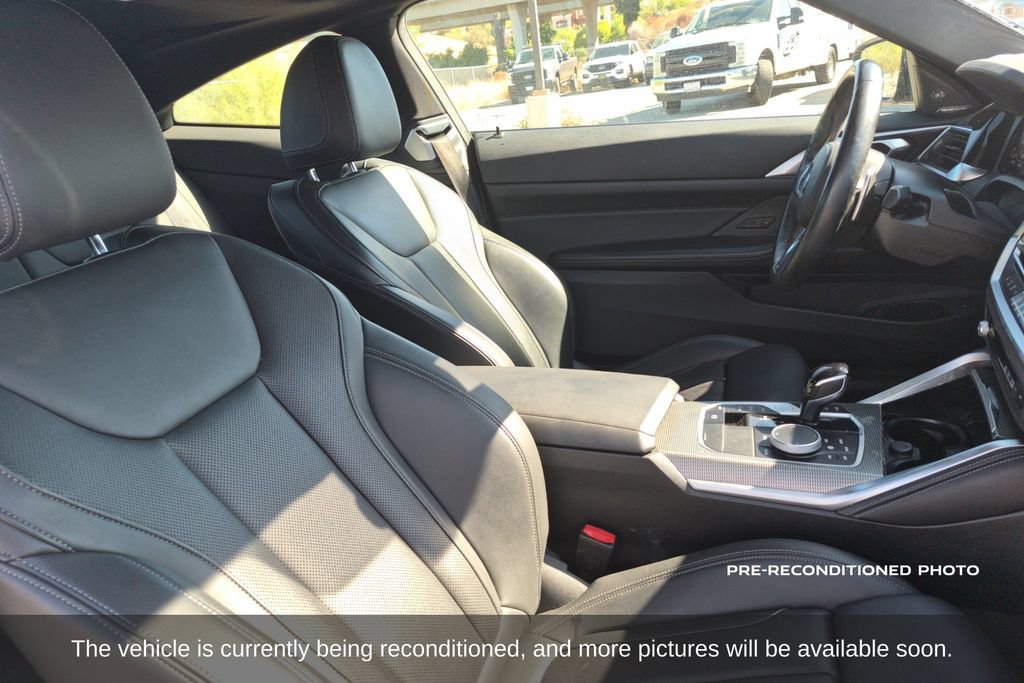 Used 2023 BMW M440i Coupe w/ Premium Package RWD image 13