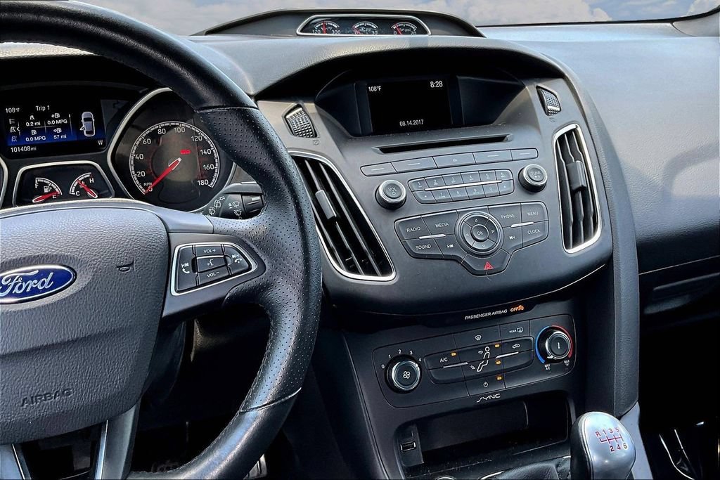 Used 2017 Ford Focus ST FWD image 11
