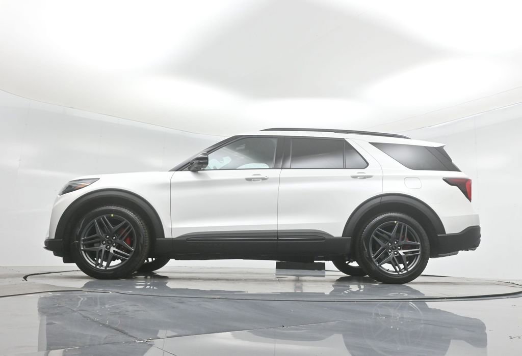 New 2025 Ford Explorer ST w/ Sun And Sound Package image 7
