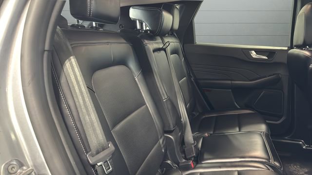 Used 2024 Ford Escape Platinum image 29