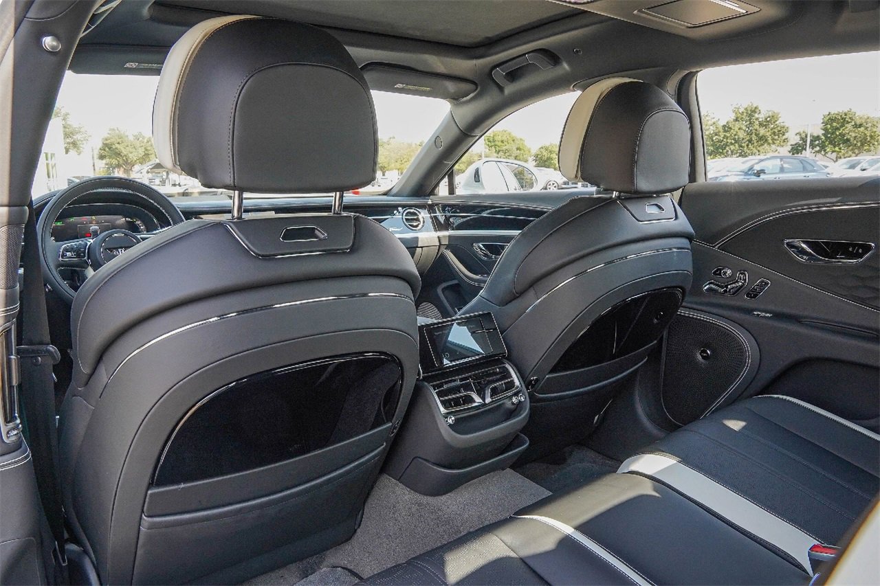 New 2026 Bentley Flying Spur Plug-In Hybrid image 37