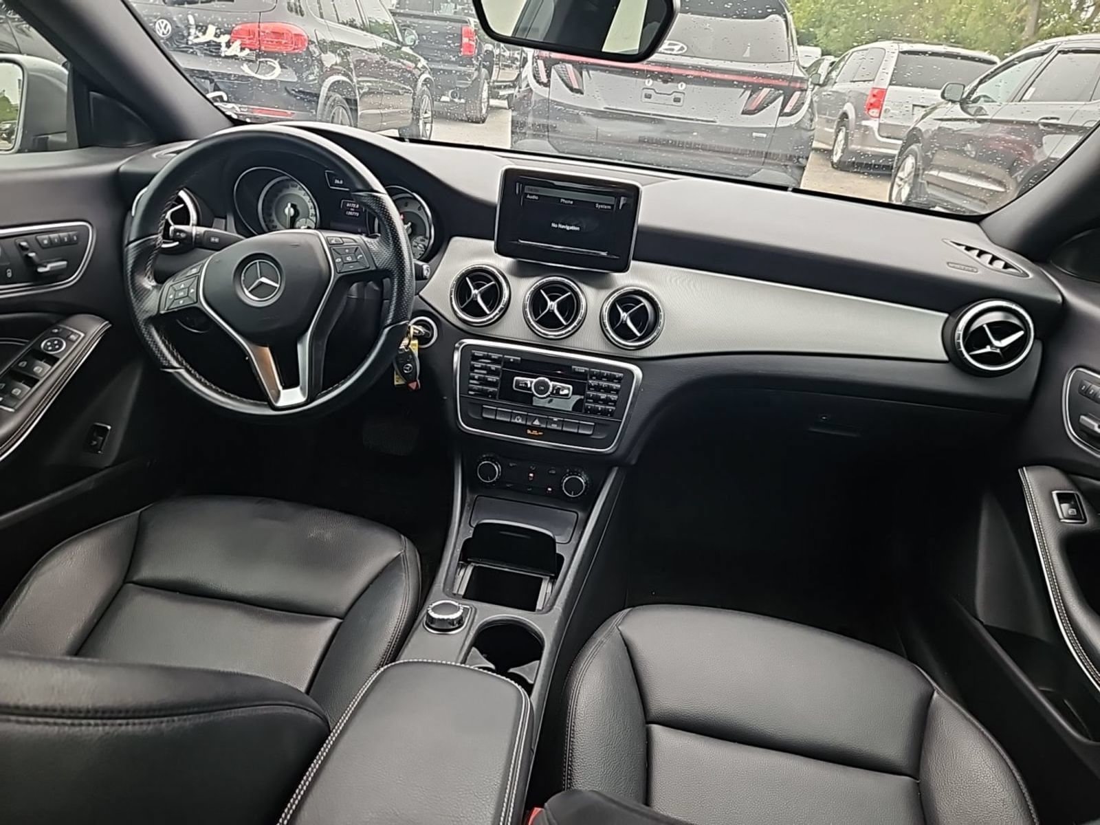 Used 2014 Mercedes-Benz CLA 250 4MATIC image 7