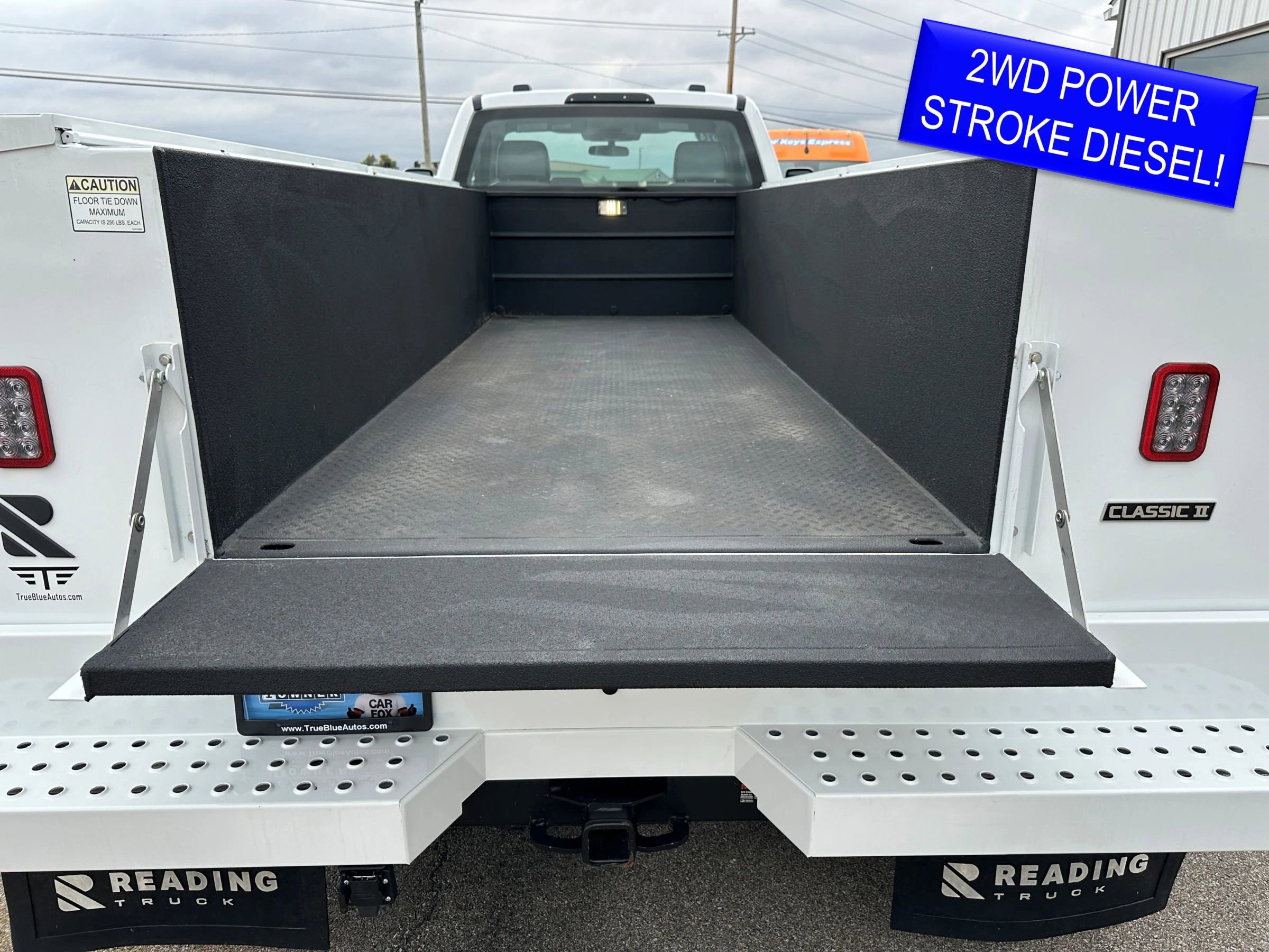 Used 2024 Ford F550 2WD Regular Cab Super Duty image 3