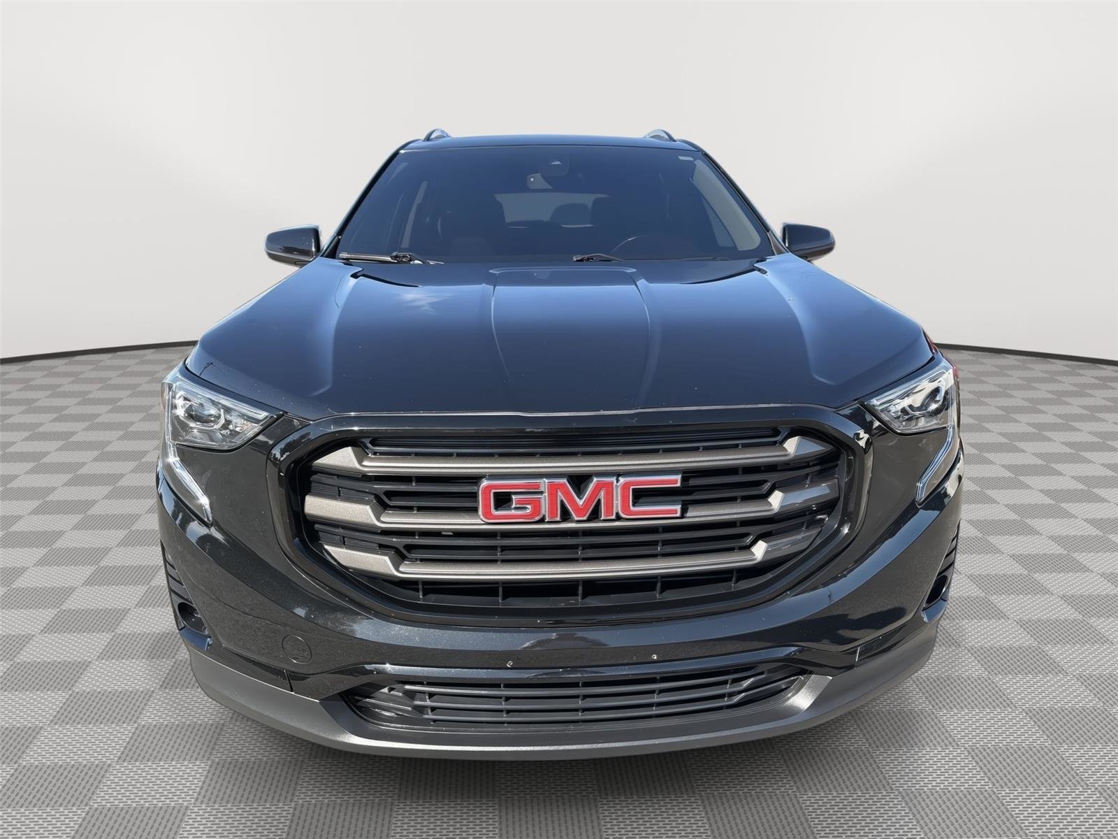 Used 2021 GMC Terrain SLT w/ Elevation Edition AWD/4WD image 2