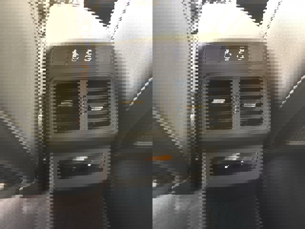 Used 2025 Audi Q5 Premium Plus w/ Premium Plus image 12