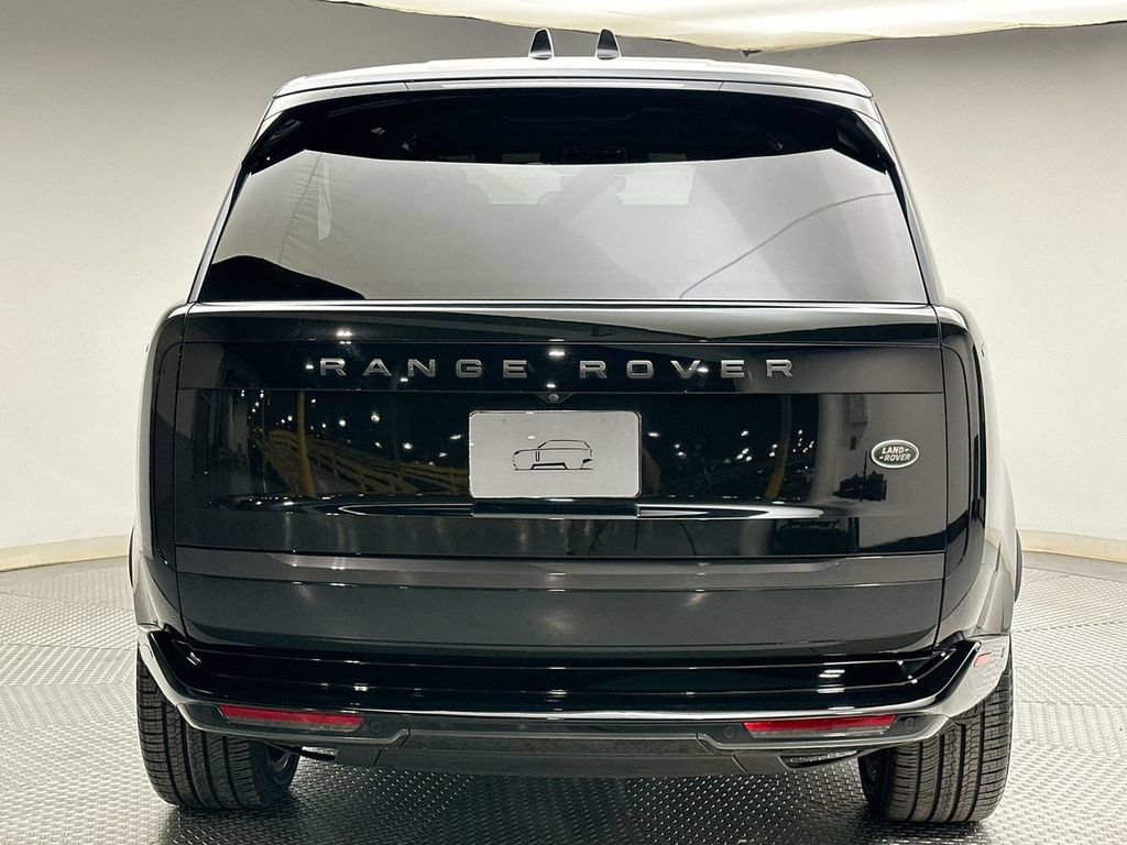 Used 2023 Land Rover Range Rover SE AWD/4WD image 12
