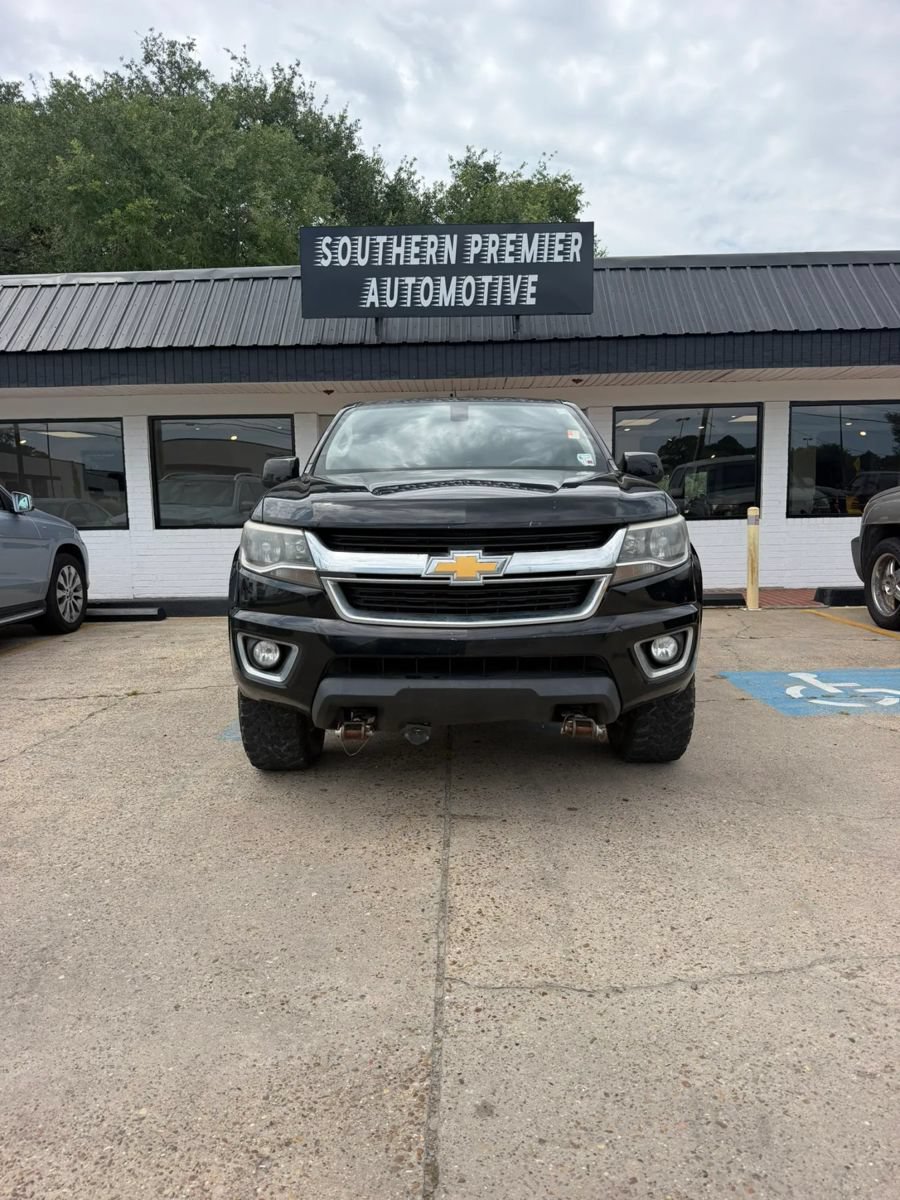 Used 2018 Chevrolet Colorado LT AWD/4WD image 2