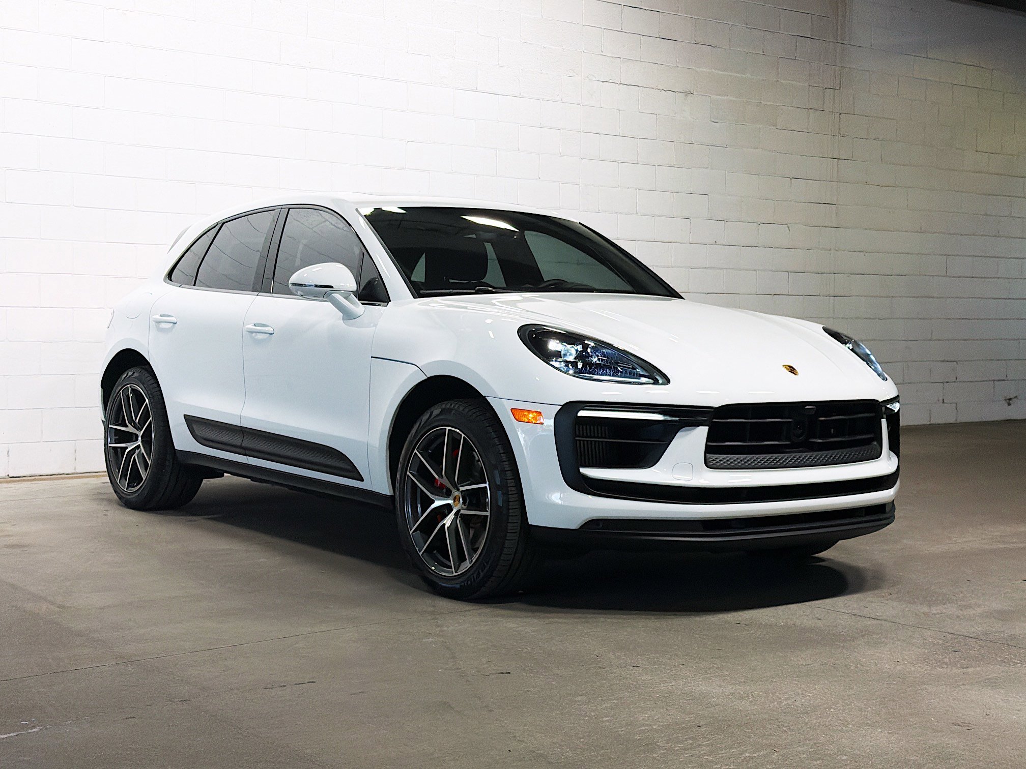 Used 2025 Porsche Macan S image 6