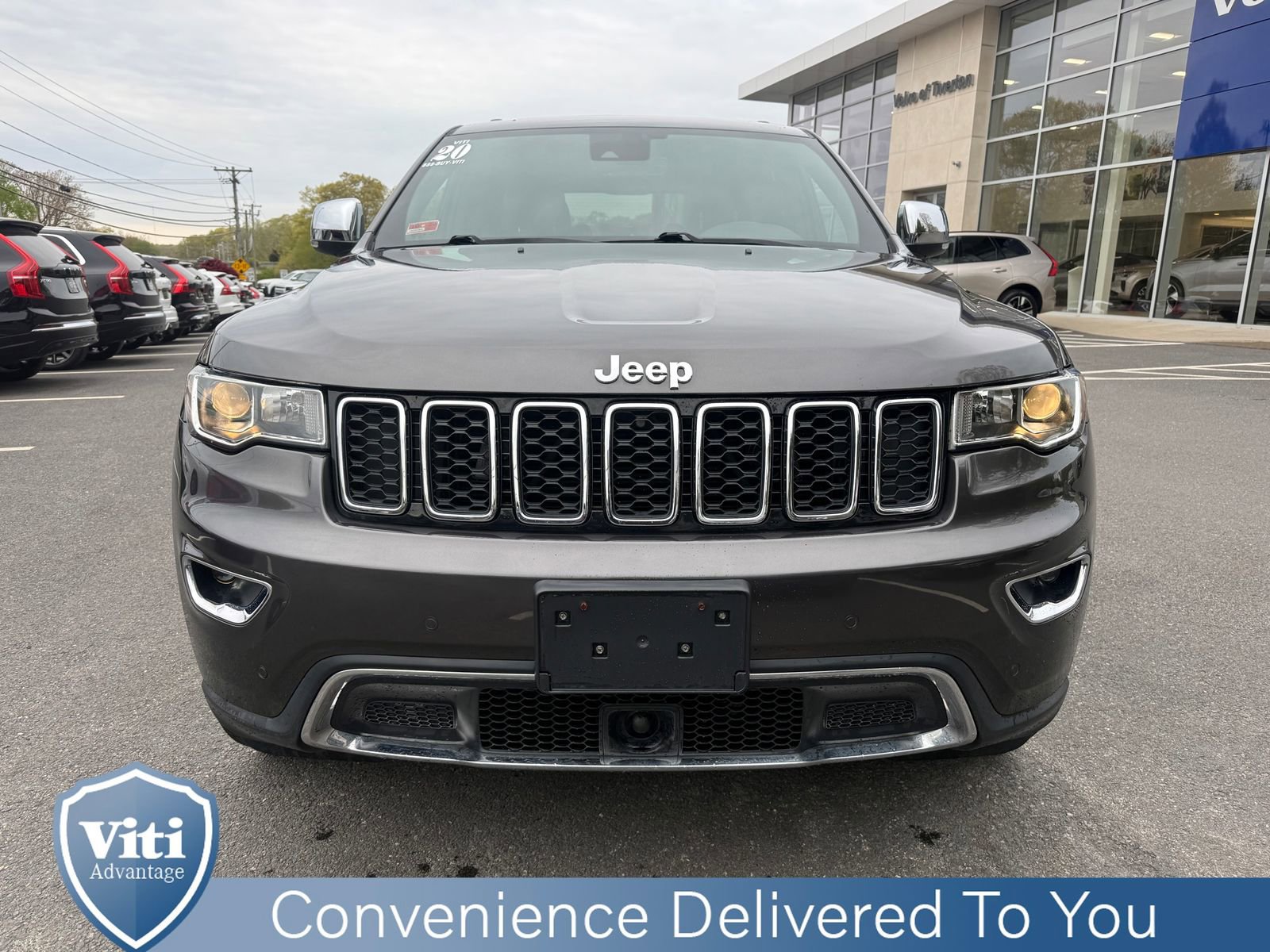 Used 2020 Jeep Grand Cherokee Limited AWD/4WD image 3