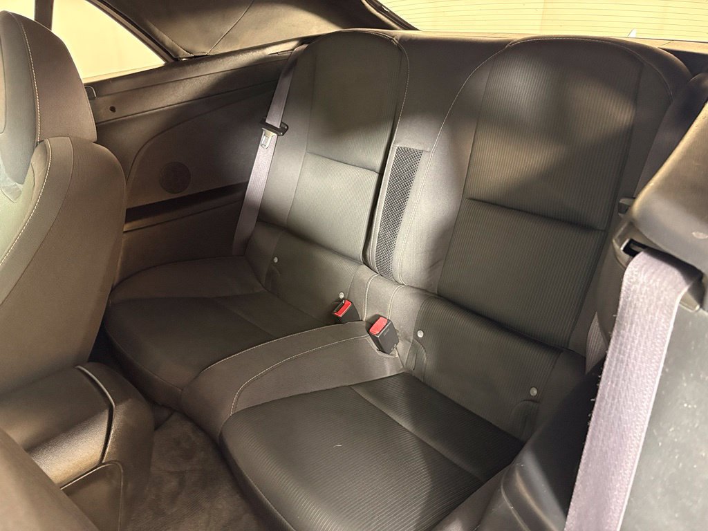Used 2015 Chevrolet Camaro LT RWD image 30
