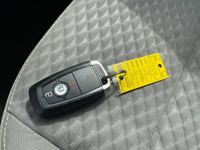 Used 2020 Ford Escape SE AWD/4WD image 26