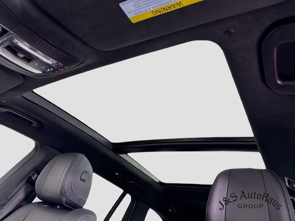 Used 2024 Mercedes-Benz GLS 63 AMG 4MATIC image 16