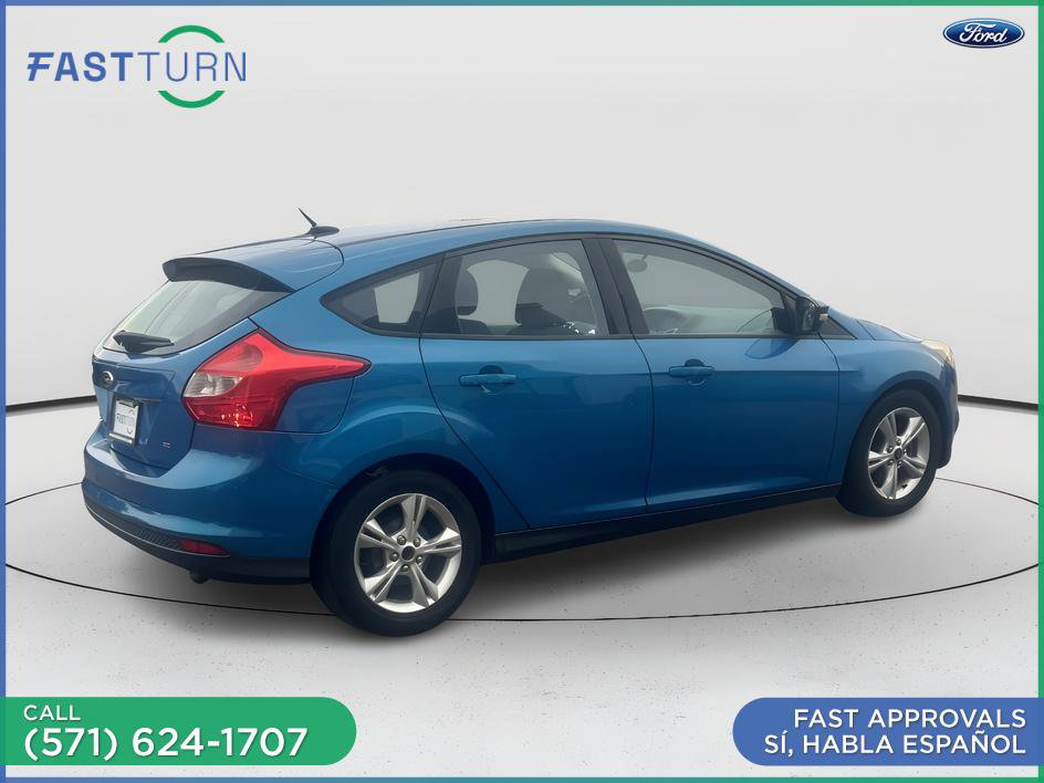 Used 2014 Ford Focus SE w/ SE Winter Package FWD image 10