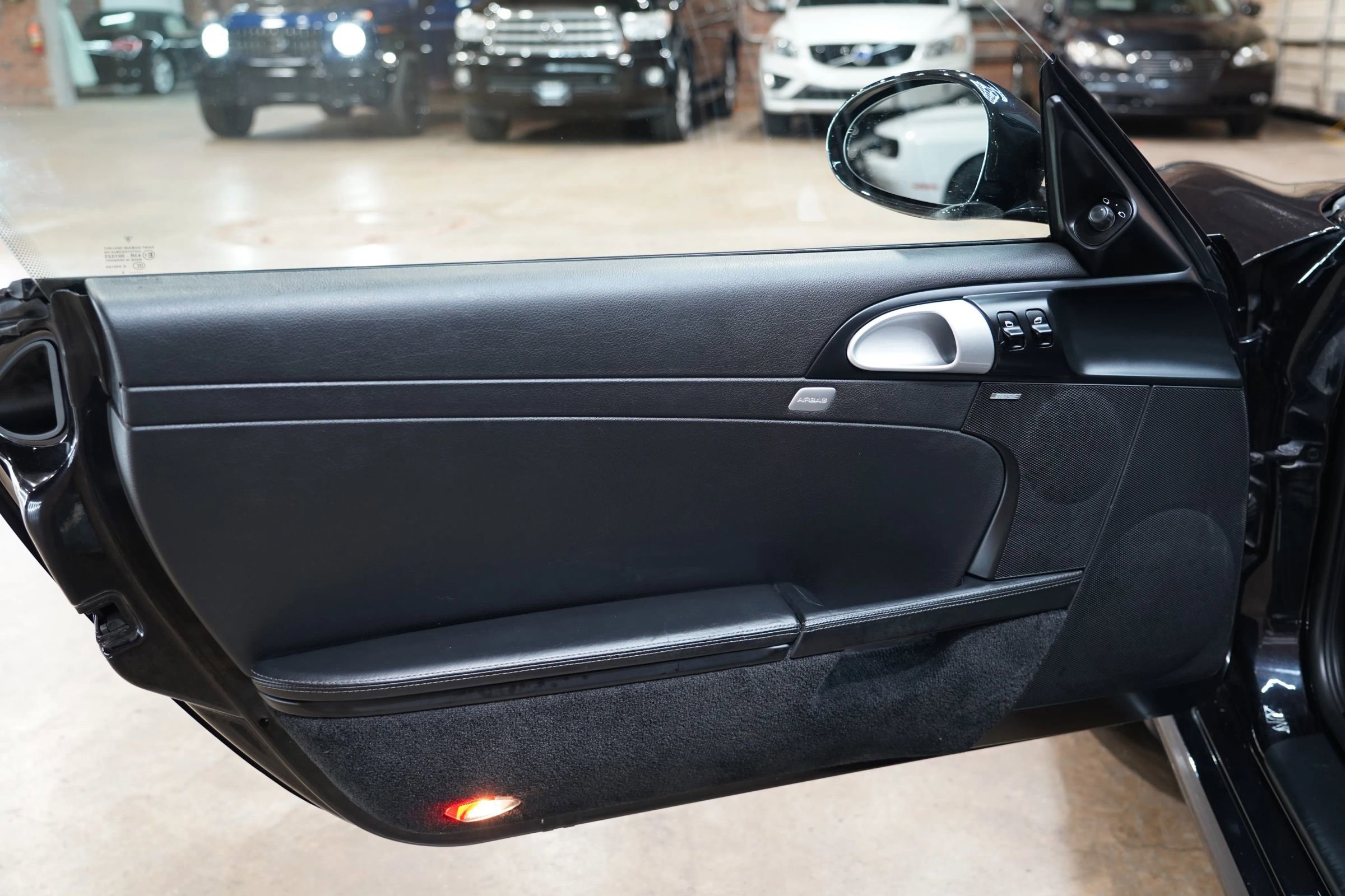 Used 2009 Porsche Cayman S image 38