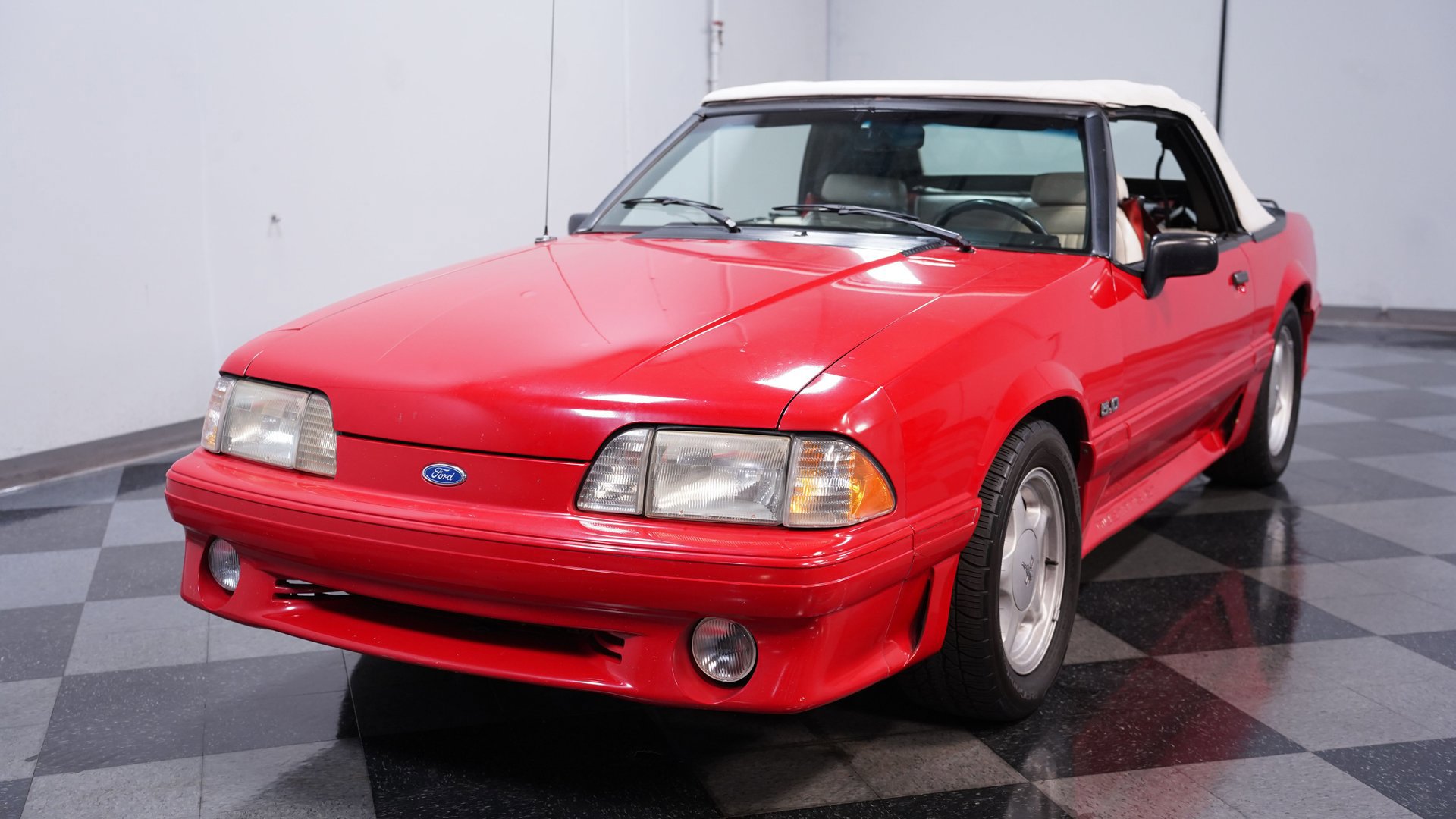Used 1990 Ford Mustang GT image 16
