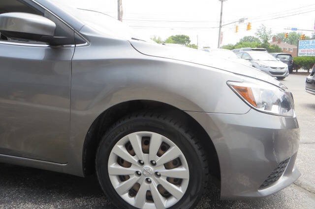 Used 2018 Nissan Sentra S FWD image 32