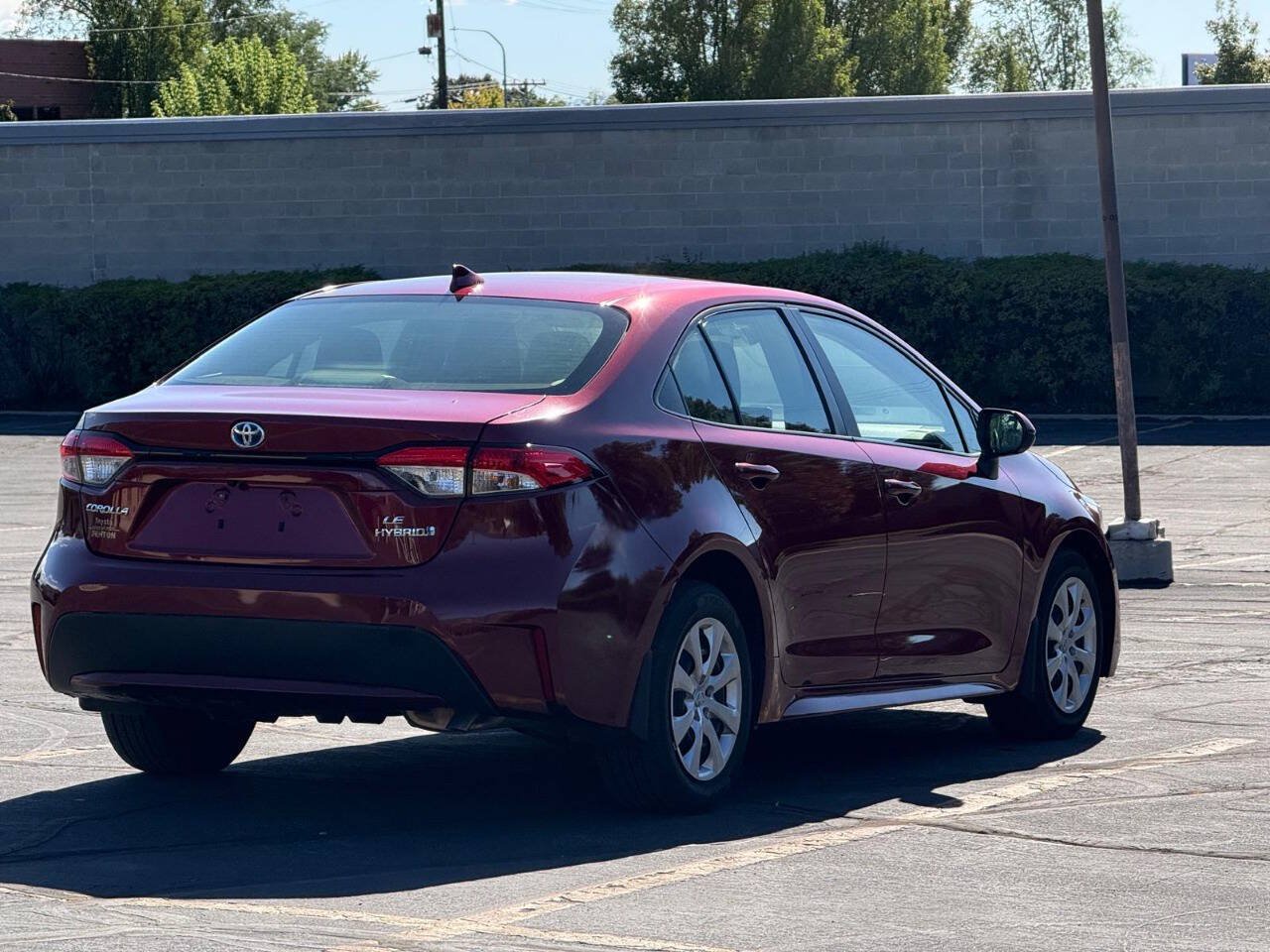 Used 2024 Toyota Corolla LE FWD image 5
