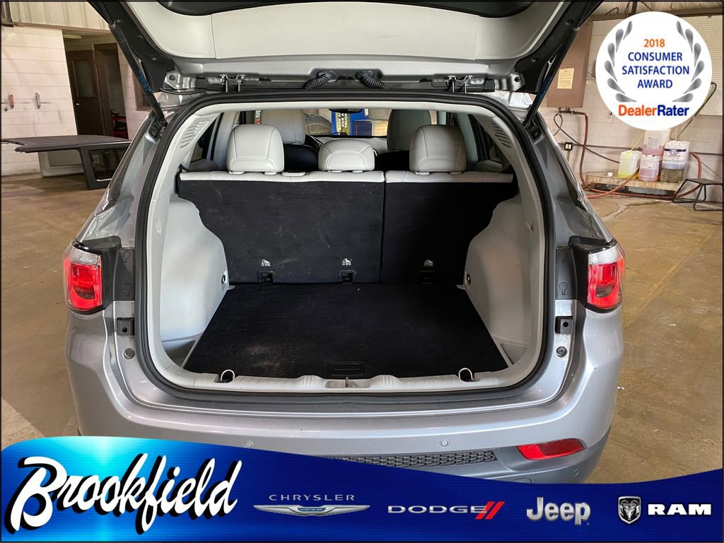 Used 2020 Jeep Compass Latitude w/ Popular Equipment Group AWD/4WD image 14