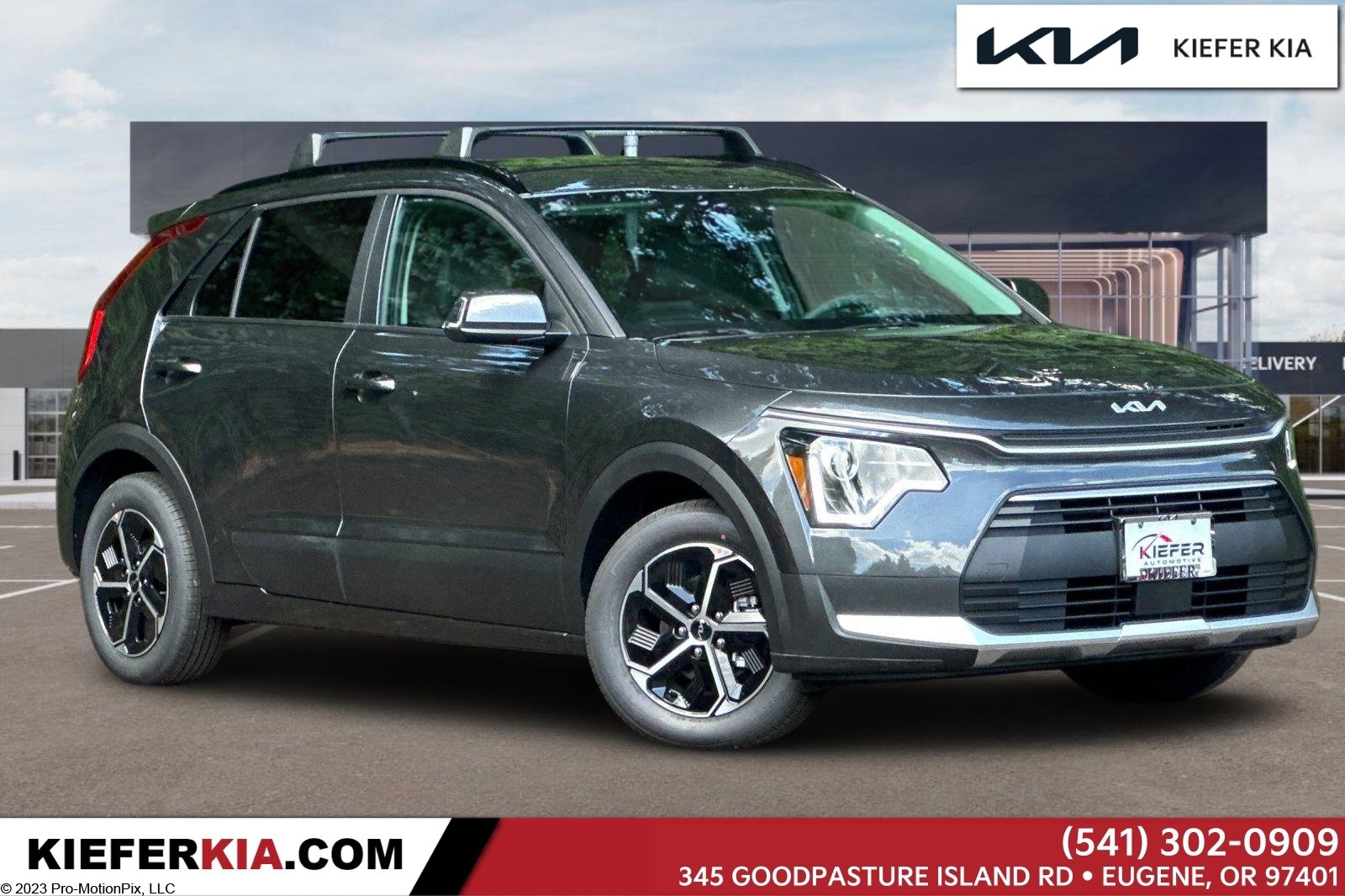 New 2025 Kia Niro EX