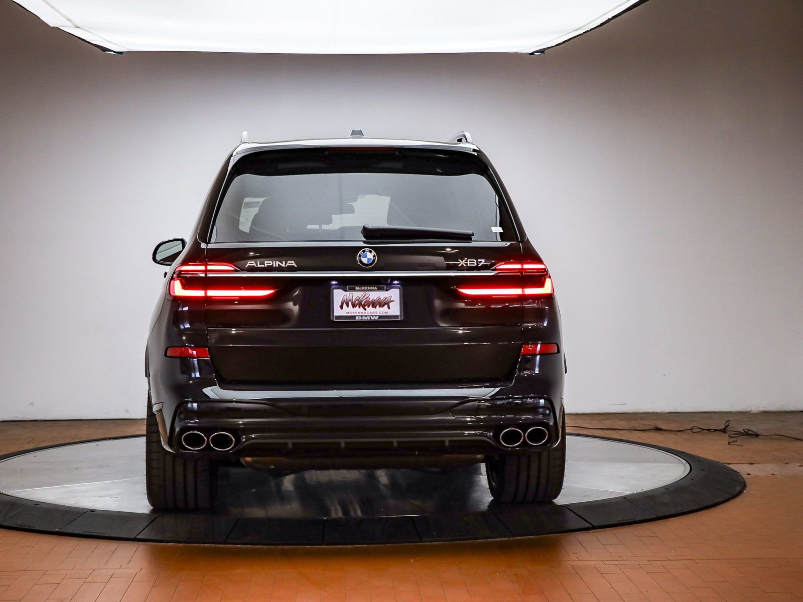 New 2026 BMW ALPINA XB7 image 3
